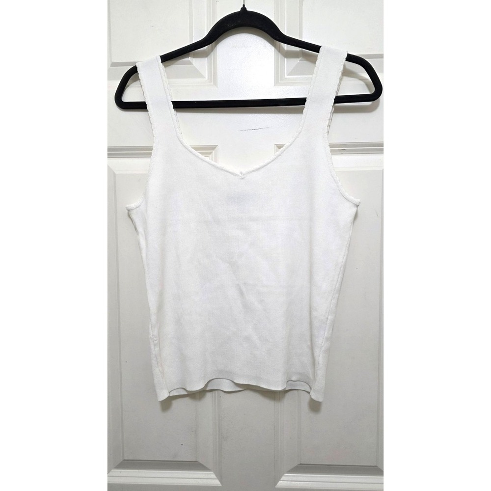 NWT Mohito Women's White Ribbed Knit Sleeveless Tank Top With V-Neckline Size L